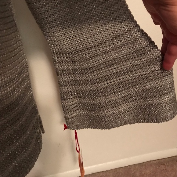 🔥Silver knit sweater - Picture 2 of 4